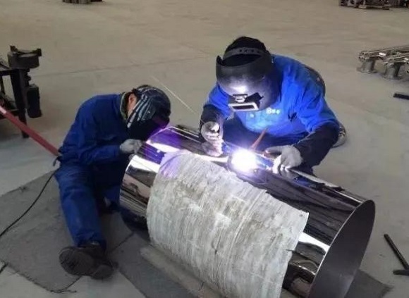 如何消除乐竞网站_乐竞（中国）一站式服务平台
制品管焊接残余应力